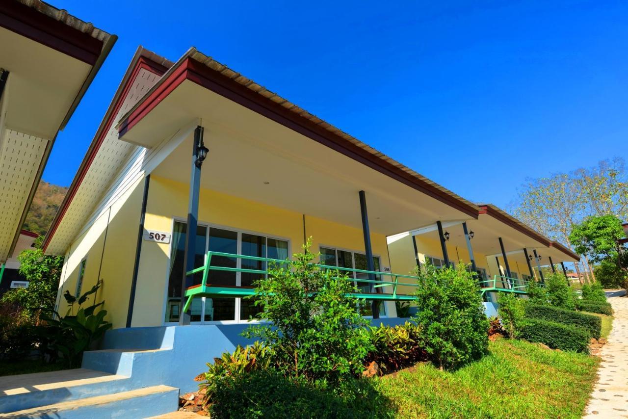Theerama Cottage Suan Phueng Luaran gambar